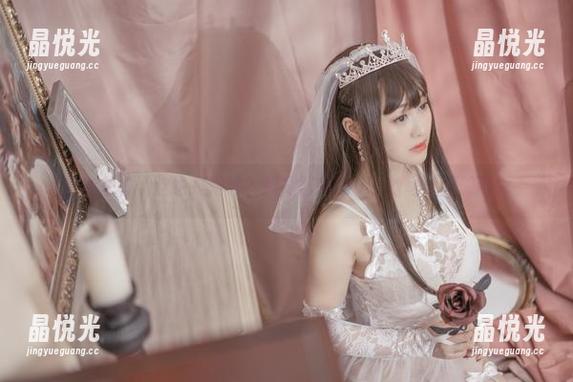 你能想象，这也是婚纱？脱尾巴Mizuki的写真图册可以