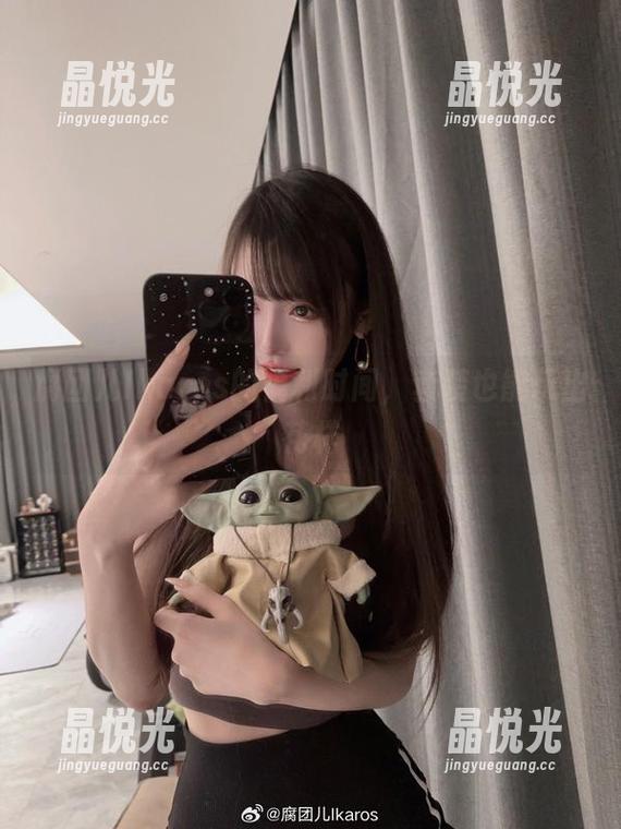 腐团儿Ikaros的福利时间，套装也能玩出花样