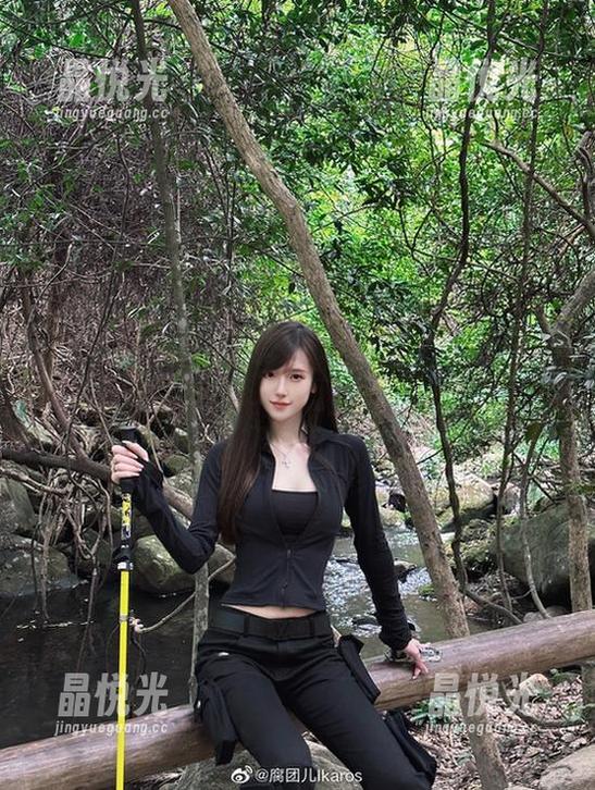 看腐团儿Ikaros这个油亮，一瞬间都觉得我的皮肤太干了。