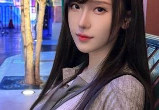 福利别走开，原图紧跟！腐团儿Ikaros和碧蓝航线，上演水下小剧情！