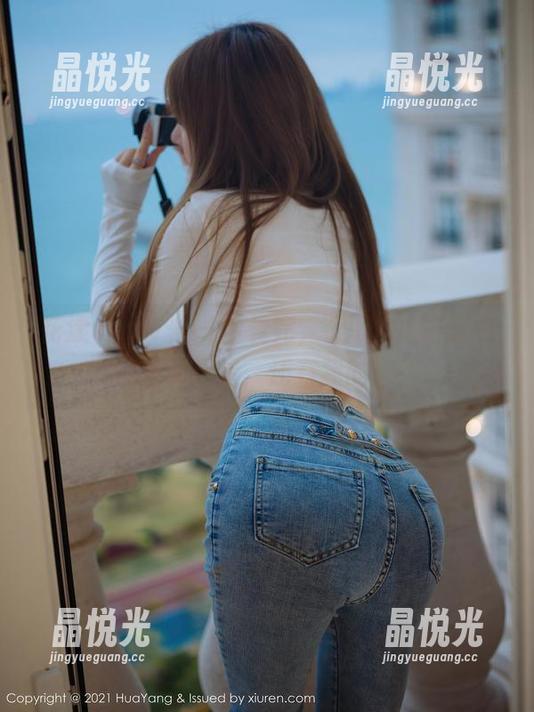花漾show - 一秒看完，玥儿玥er的连衣裙里有星星，还有我的心！