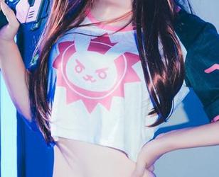 菠萝社 – 最新写真：AngelaLee李玲化身雅典娜，连女神都开胃了