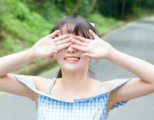 菠萝社 – 职业装不再单调！夏美酱最新图包，来点新鲜和挑战！