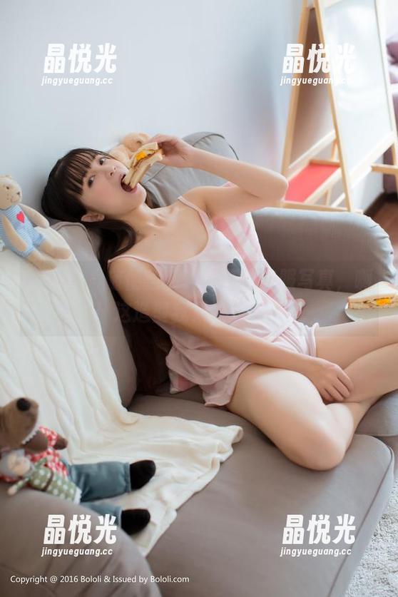 菠萝社-夏美酱 菠萝社 - 随便翻翻夏美酱的校服写真,啊!这造型我果然想多了!
