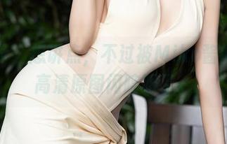 语画界 – 想讲点，不过被Miko酱的泳衣高清原图闪瞎眼了。