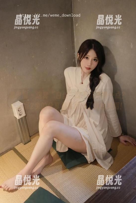 微密圈 - 这套“白丝”能不能更绝一点？轩子巨2兔的分享果然超出了我的预期！