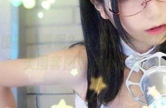 说好的校园浪漫呢？逐月Su带来的爱宕犬美图套图有点小趣味
