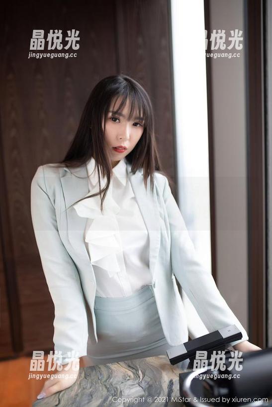 魅妍社-赵小米Kitty 魅妍社 - 赵小米Kitty的温柔写真,看到原图,脑子里不禁浮现出撩人的小狗狗。